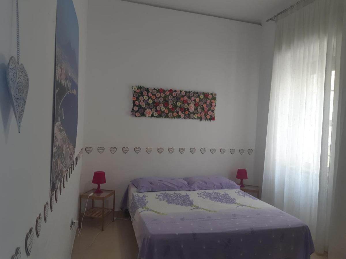 Dimora Filangieri Bed & Breakfast Наполи Екстериор снимка