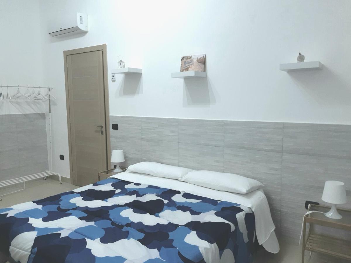 Dimora Filangieri Bed & Breakfast Наполи Екстериор снимка